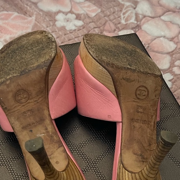 CHANEL SANDALS SLIDES - Picture 6 of 7